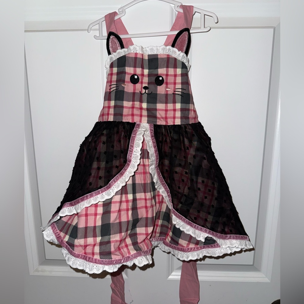 Liv & Stella cat pinafore w/ matching shorts